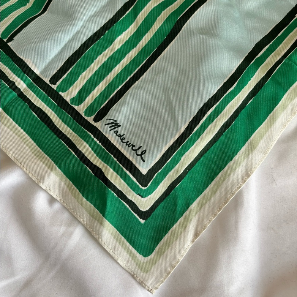 Madewell Green and Cream Geometric Scarf